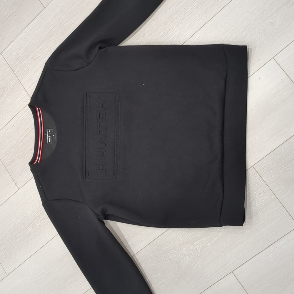 Hunter Black Women's Sweatshirt In Size Small